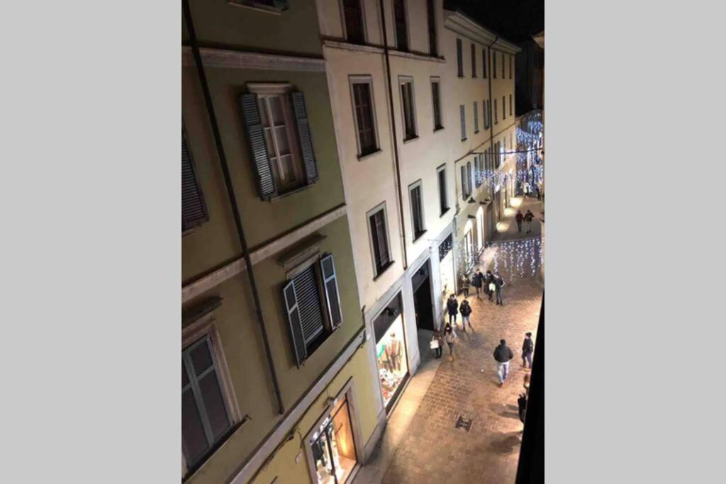 Downtown كومو المظهر الخارجي الصورة